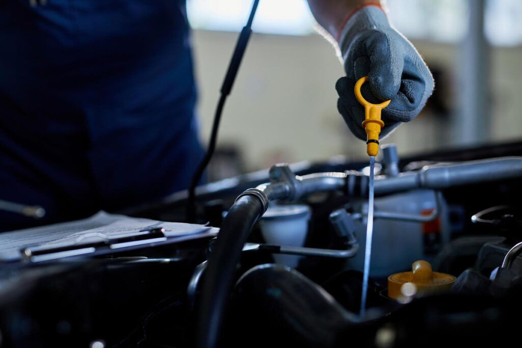 Provera nivoa raznih tečnosti u automobilu