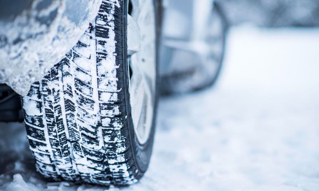 Zimske gume kao deo obavezne zimske opreme i pripreme automobila za zimu